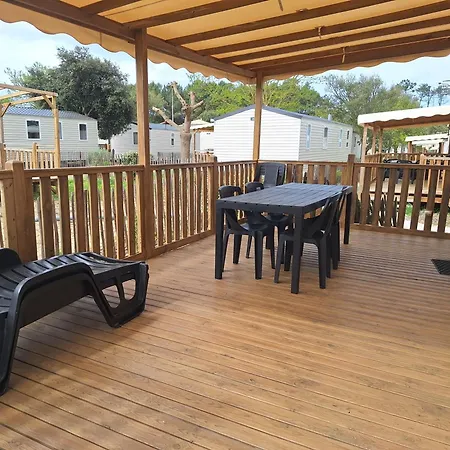 Campsite Kokua Mobil Homes Residentiels 4 Etoiles *